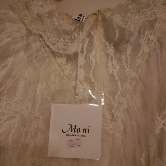 Lace floral white top - Picture 3 of 4